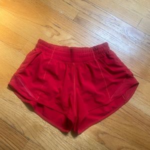 Lululemon Hotty Hot Short